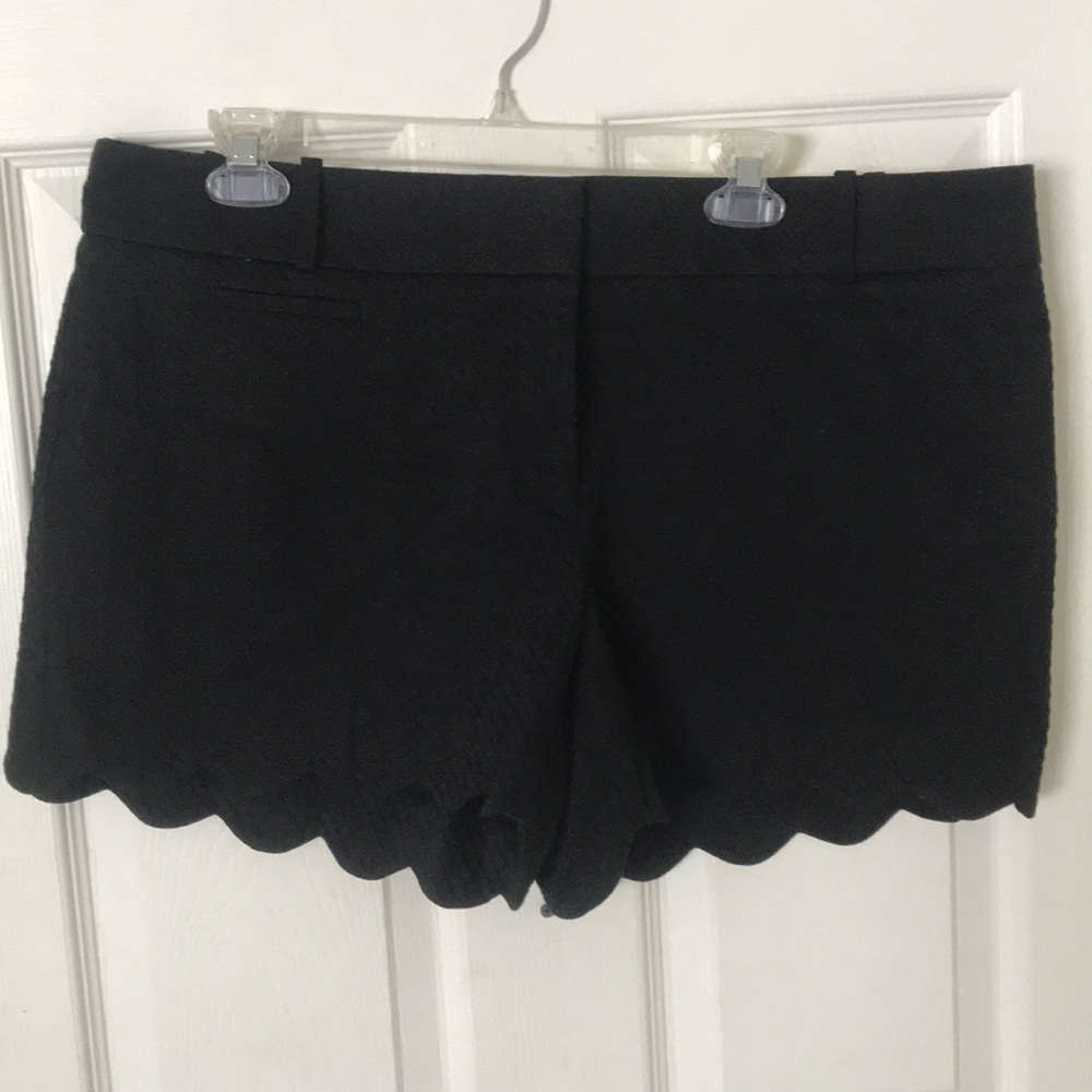 Ann Taylor Loft the Riviera short in black